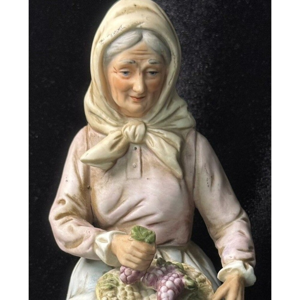 Vintage Homco Home Interiors Old Farm Woman 8” Figure 1433 Fruit Basket Ceramic